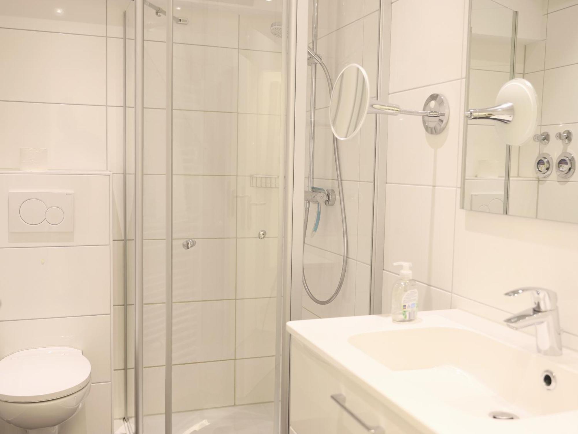 Erleben Sie Ihren Urlaub Im Zentral Gelegenen Apartmenthaus Strandburg Im Herzen Von Westerland 1 Buitenkant foto